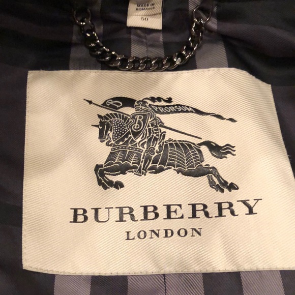 Coat - Picture 7 of 8